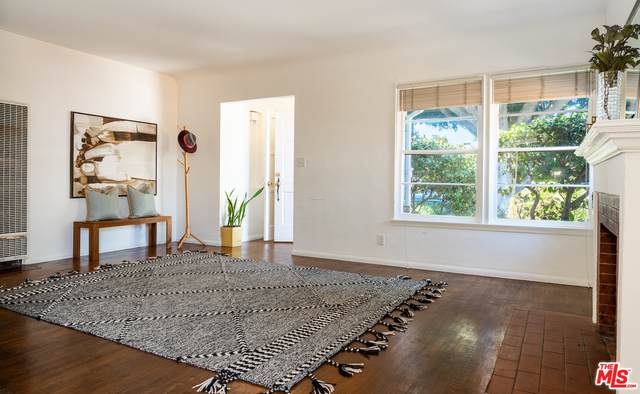 3032 Delaware Ave - Photo 1