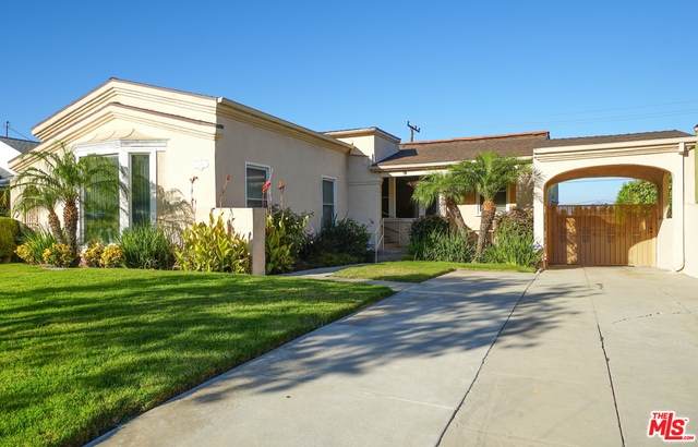4246 Angeles Vista Blvd - Photo 1