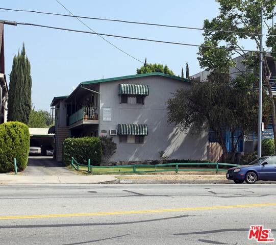 15045 Burbank Blvd - Photo 1