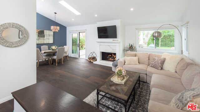24 Grenada Ct - Photo 1
