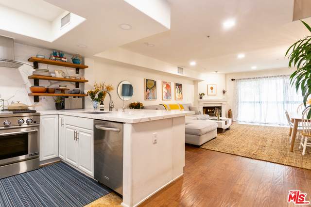 4301 Los Feliz Blvd - Photo 1