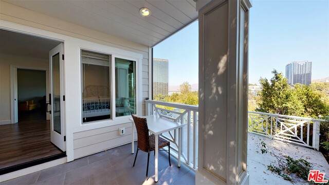 3907 Fredonia Dr - Photo 1