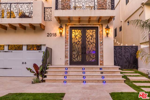 2018 Fairburn Ave - Photo 1