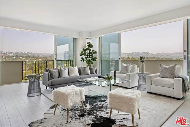 10433 Wilshire Blvd - Photo 1