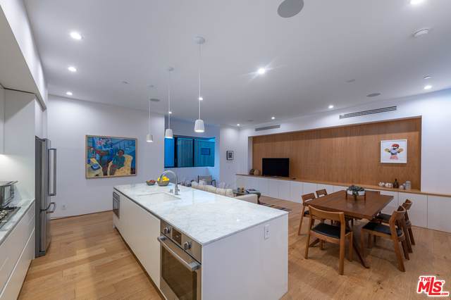 1825 Kenmore Ave - Photo 1