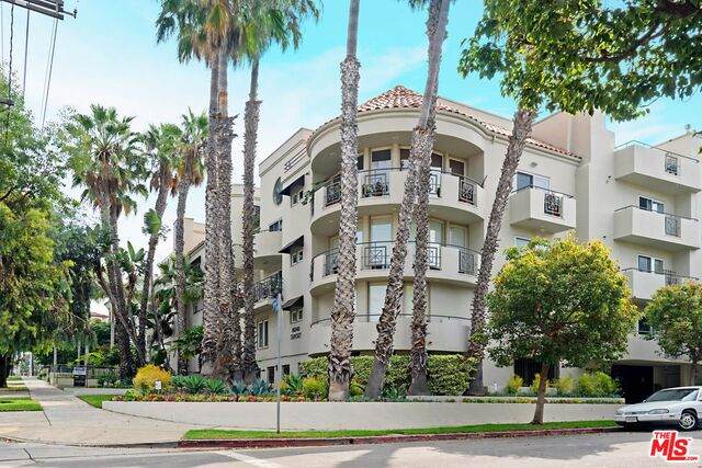 16040 Sunset Blvd - Photo 1