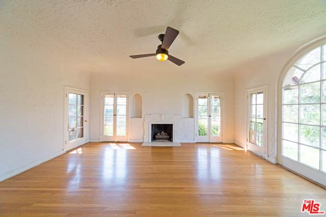 1140 Meadowbrook Ave - Photo 1