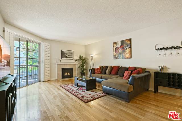 10021 Tabor St - Photo 1