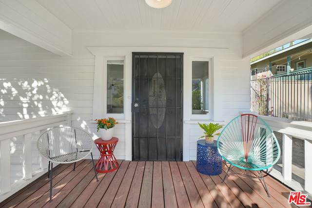 1635 Morton Ave - Photo 1