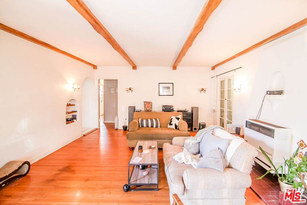4516 St Charles Pl - Photo 1