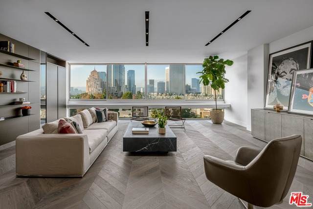 2220 Avenue Of The Stars - Photo 1