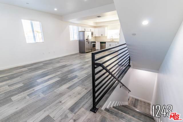 1243 Catalina St - Photo 1