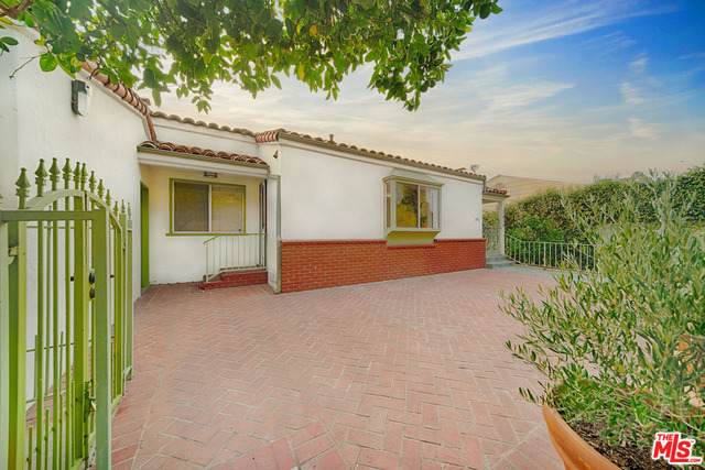 2419 Meadow Valley Ter - Photo 1