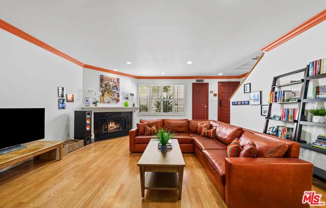 1660 Malcolm Ave - Photo 1