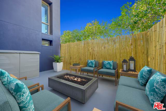 4215 Glencoe Ave - Photo 1