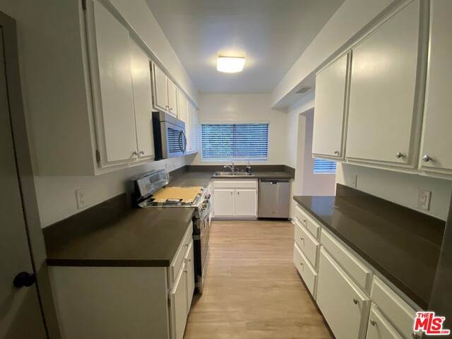 9920 Robbins Dr - Photo 1