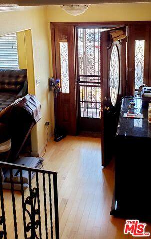 668 Mariposa Ave - Photo 1
