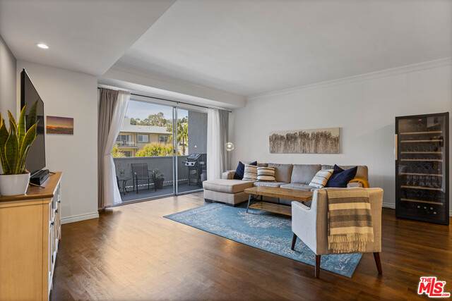 7250 Franklin Ave - Photo 1