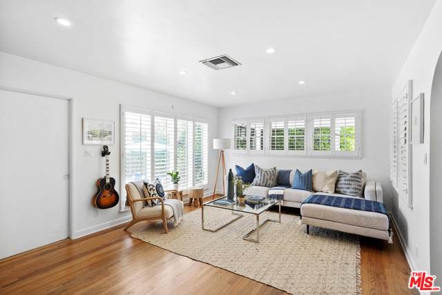 22107 Avenue San Luis - Photo 1