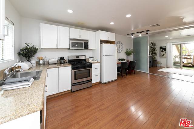 14618 Gilmore St - Photo 1