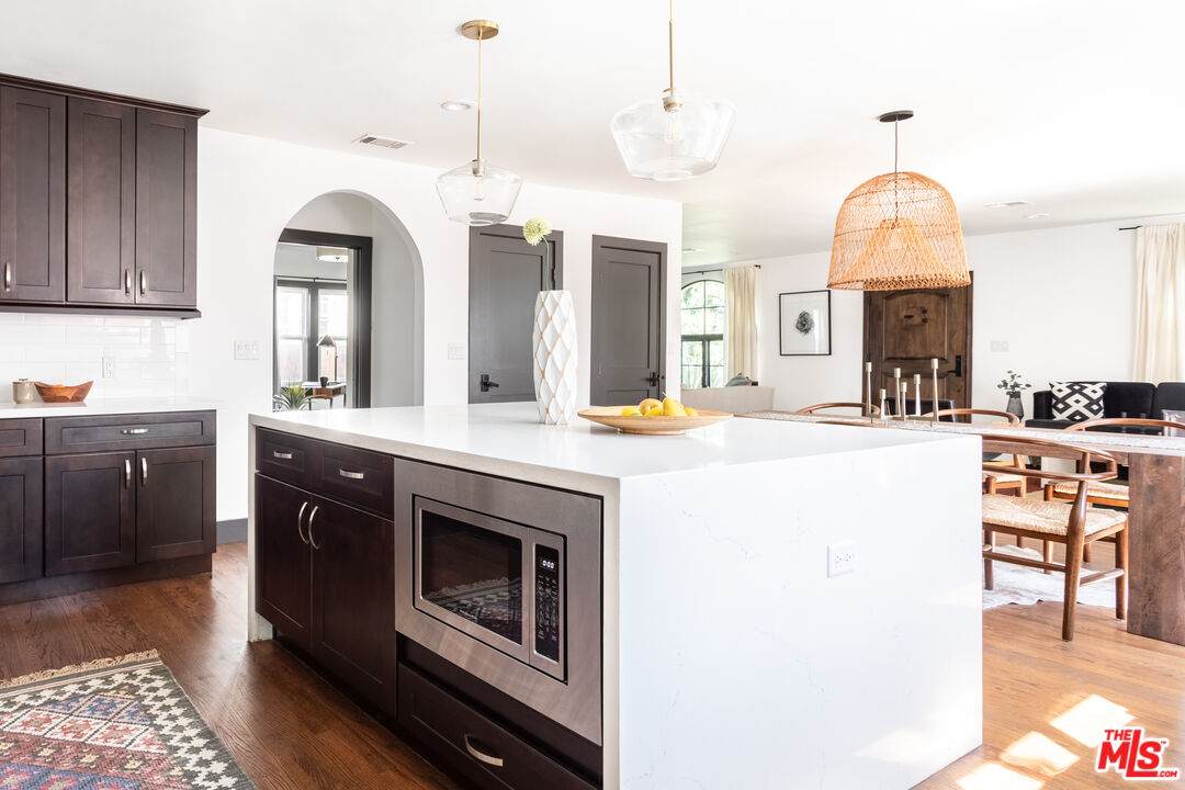 1179 Keniston Ave - Photo 1