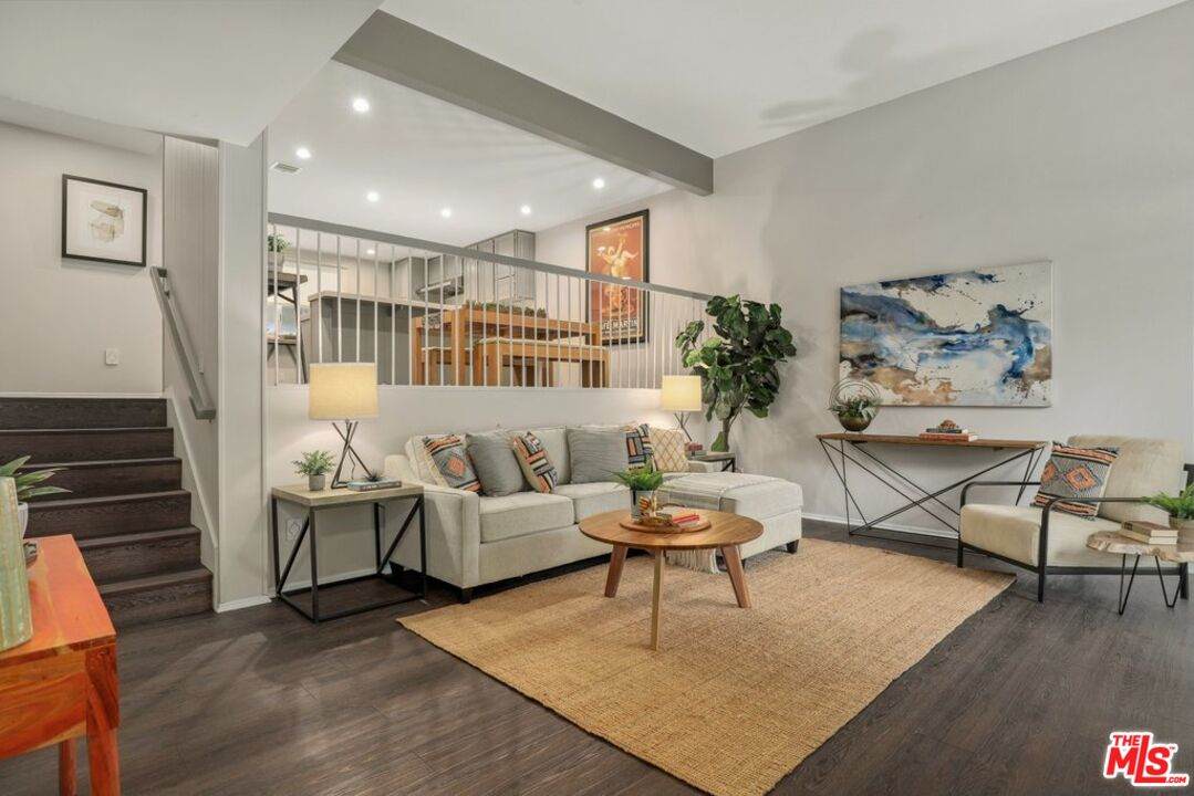 13206 Fiji Way - Photo 1