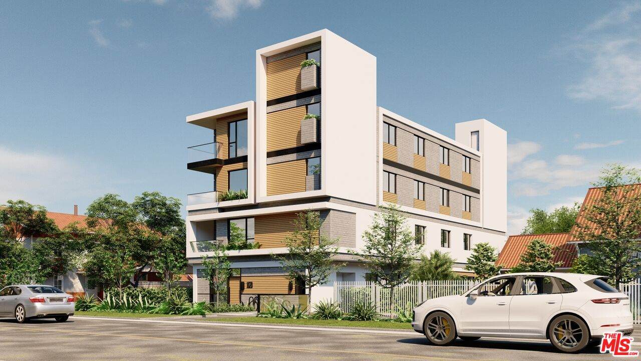 1020 Holt Ave - Photo 1