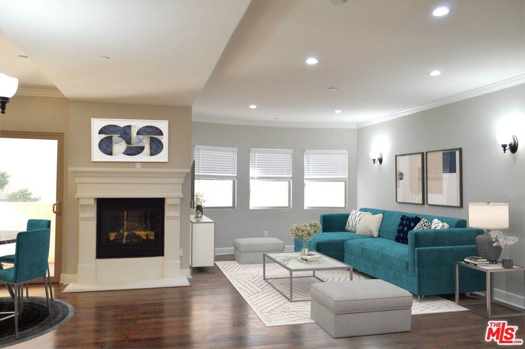 1522 Amherst Ave - Photo 1