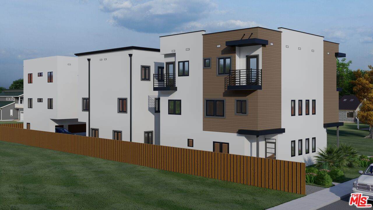 726 Kingsley Dr - Photo 1