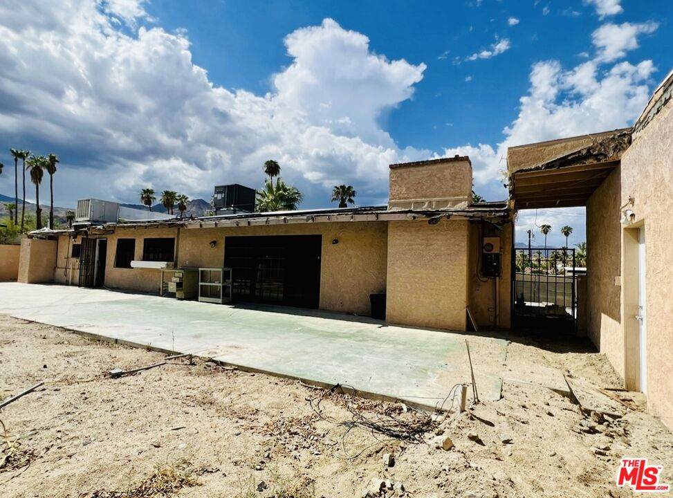 37732 Porter Dr - Photo 1