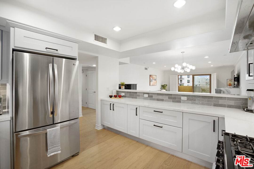 1417 Westgate Ave - Photo 1