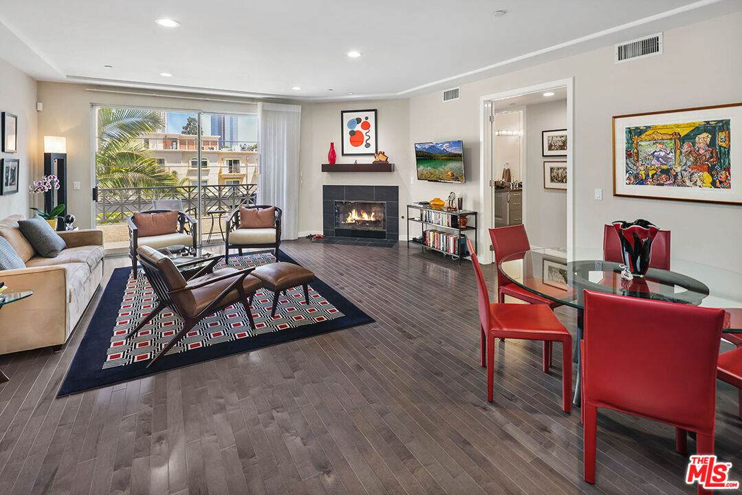 1875 Beverly Glen Blvd - Photo 1