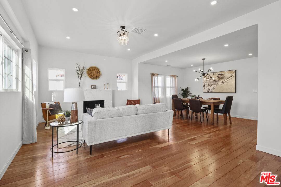 9130 Denker Ave - Photo 1