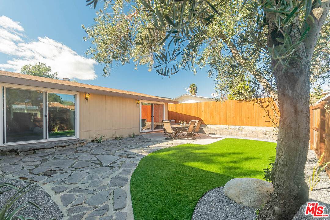 27609 Onyx Ln - Photo 1