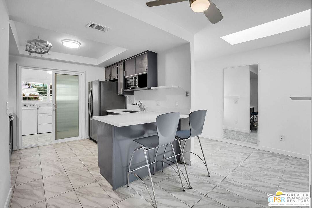 1610 Augusta Plz - Photo 1