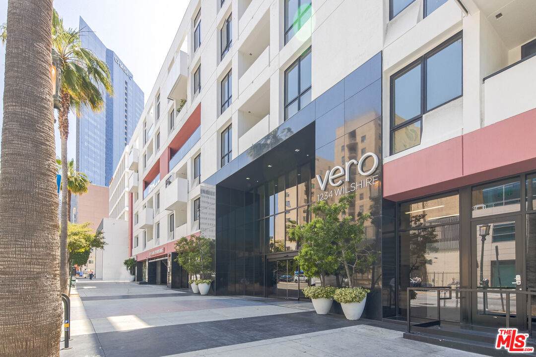 1234 Wilshire Blvd - Photo 1