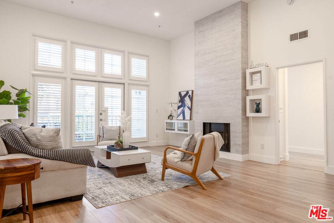 1225 Armacost Ave - Photo 1