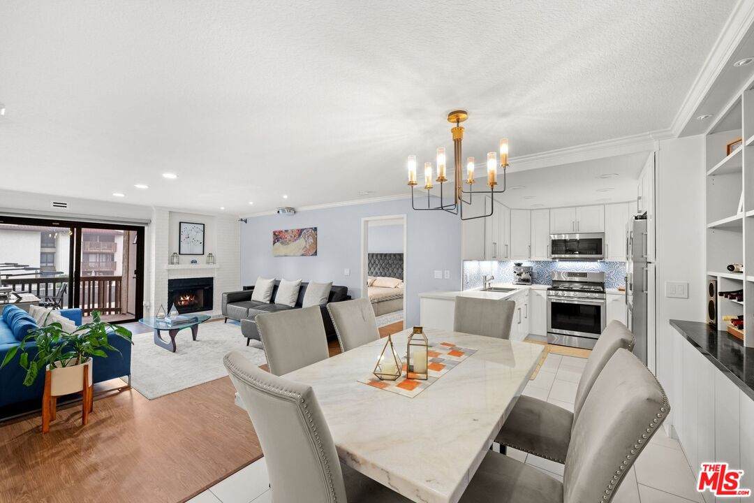 8600 Tuscany Ave - Photo 1