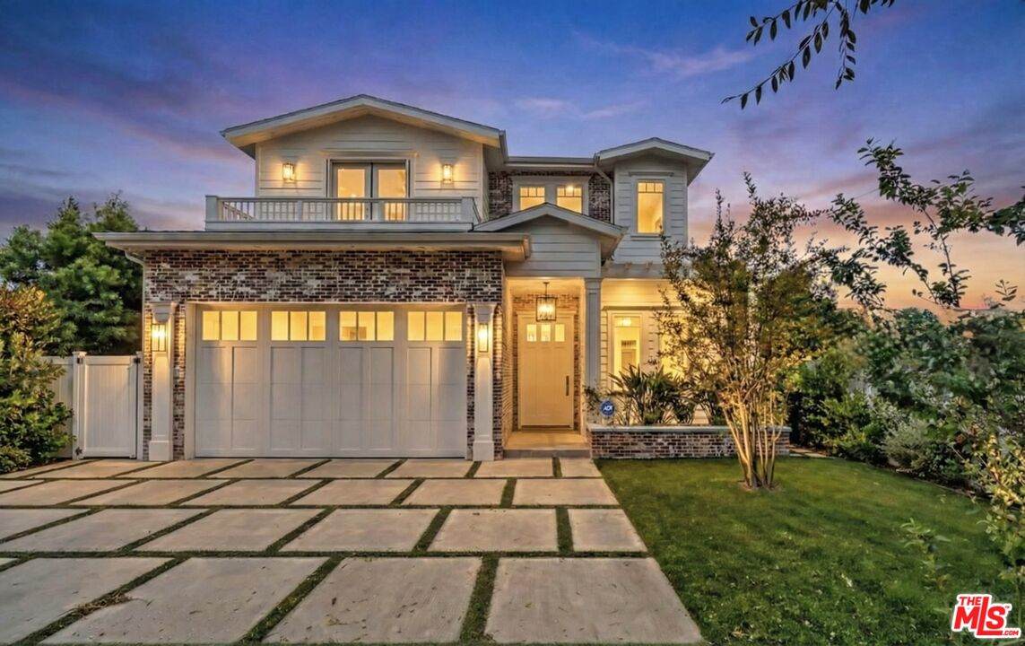 12345 Huston St - Photo 1