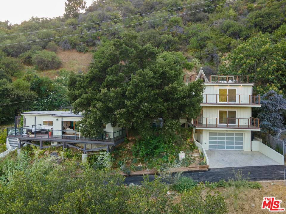 563 Canon View Trl - Photo 1