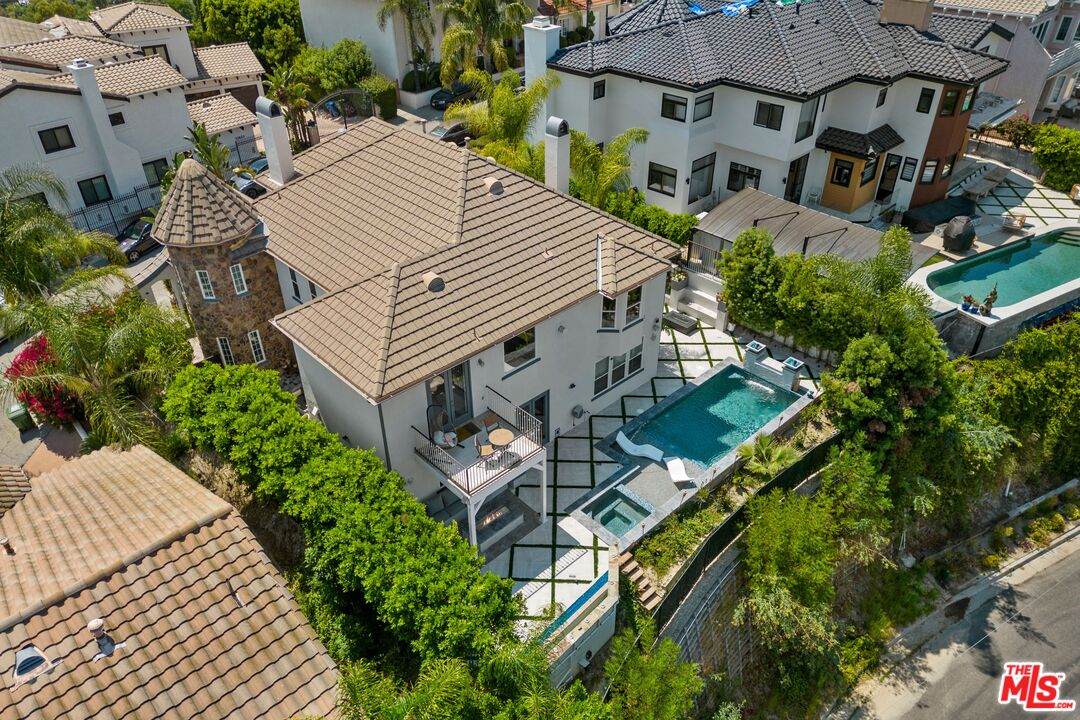 21615 Medina Estates Dr - Photo 1