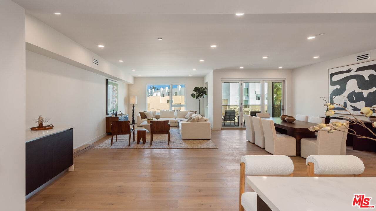 505 Barrington - Photo 1