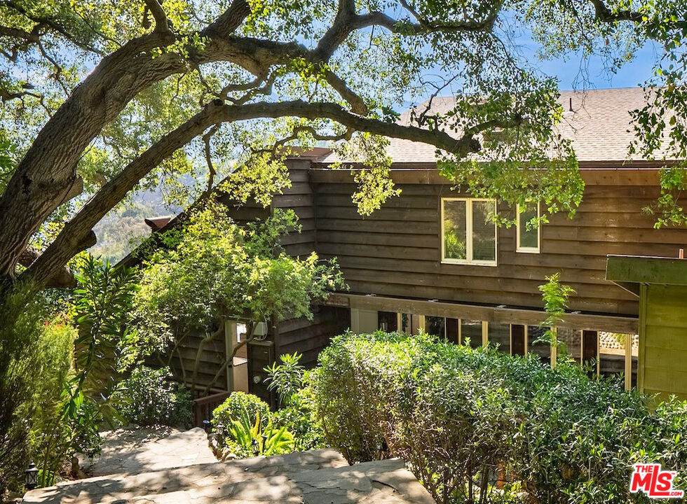 21338 Colina Dr - Photo 1