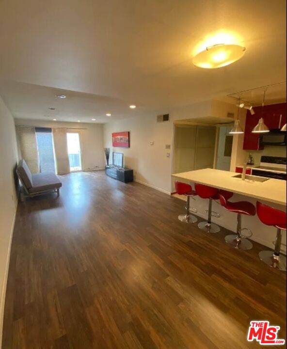 5257 Radford Ave - Photo 1