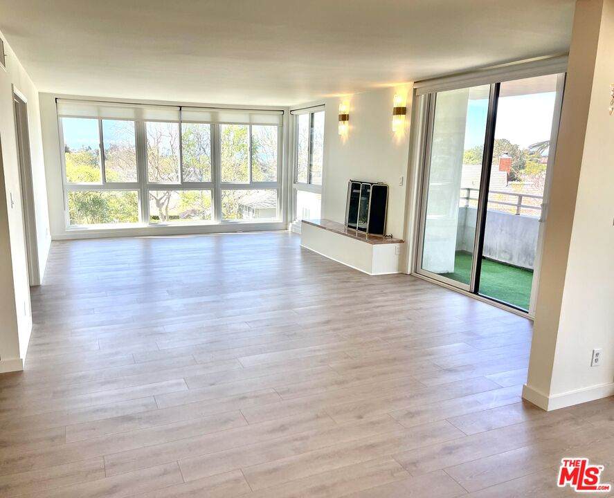 15480 Antioch St - Photo 1