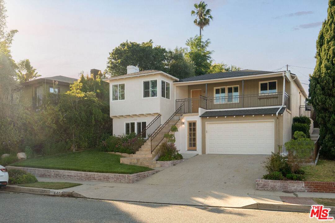 4405 Springdale Dr - Photo 1