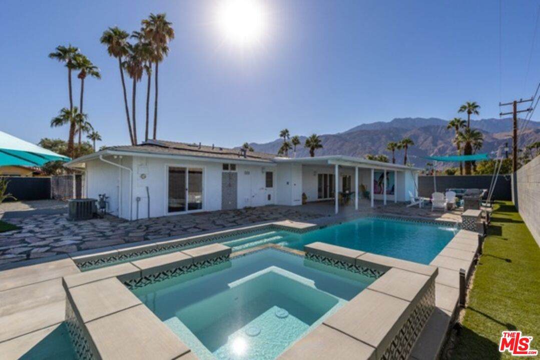 980 Buttonwillow Cir - Photo 1