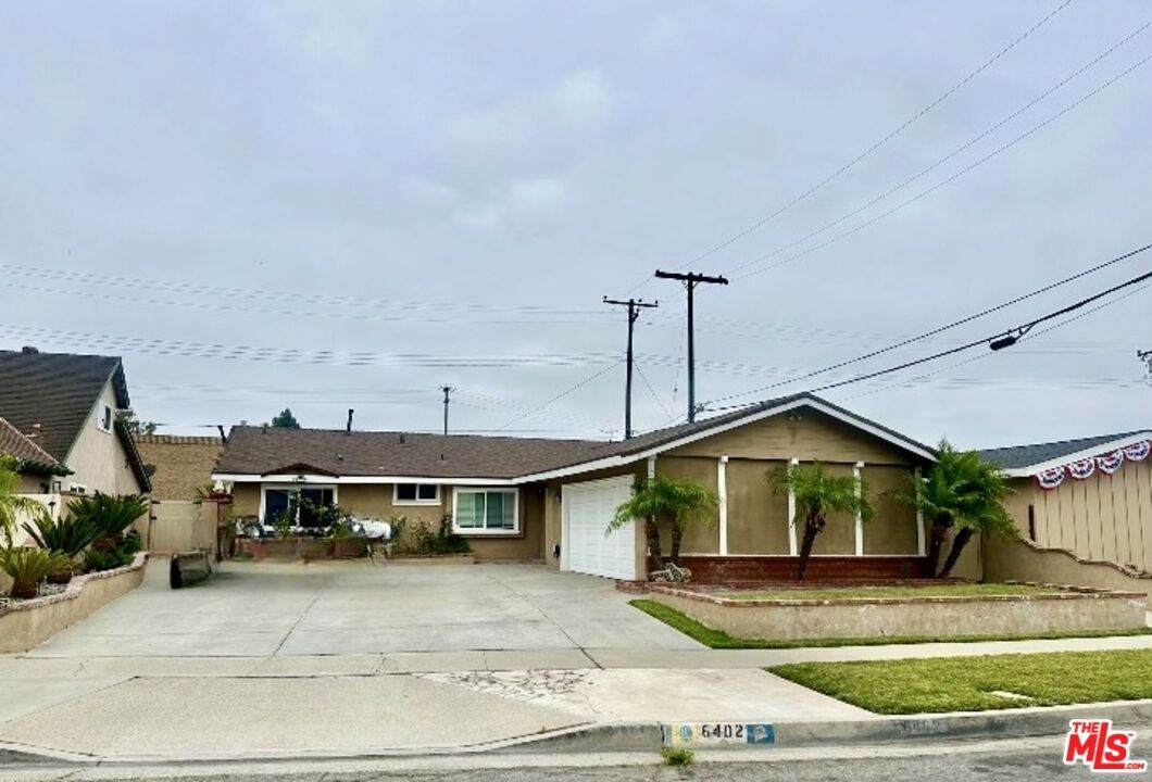 6402 Anthony Ave - Photo 1