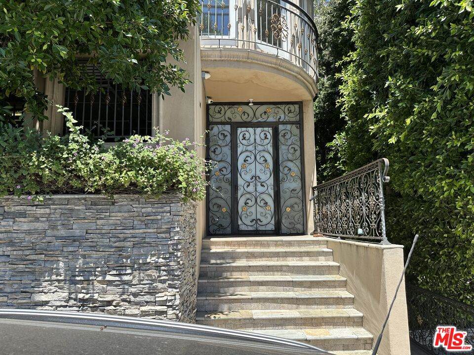 3401 Barham Blvd - Photo 1