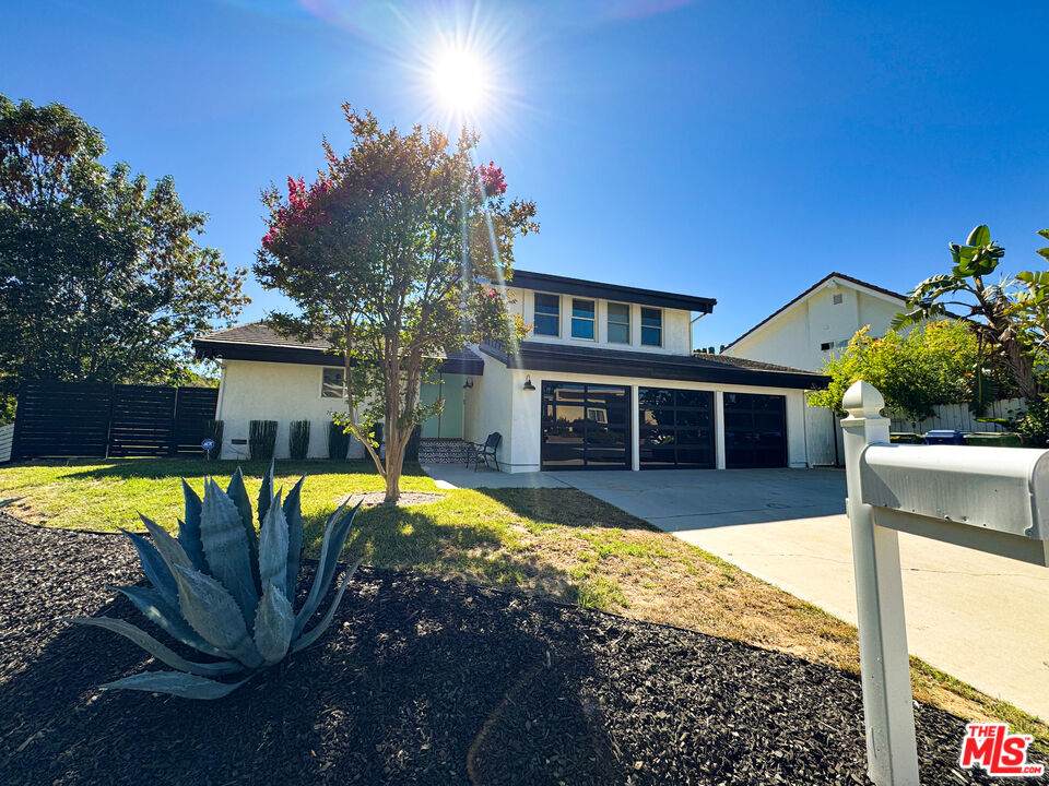 4327 Cezanne Ave - Photo 1
